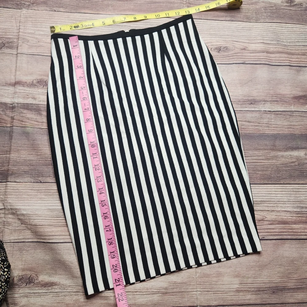 5/$15 LBK Black White Stripe Pencil Straight Skirt - Picture 4 of 7